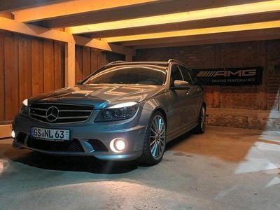 Mercedes C63 AMG