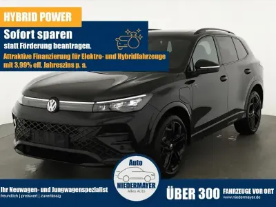 Second-hand VW Tiguan R-line 272 CP (200 kW) 2025 Negru SUV