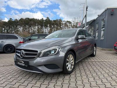 Usata Mercedes A180 109 CV (80 kW) 2013 Grigio Berlina