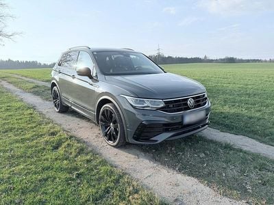 Gebraucht VW Tiguan Black Edition 200 PS (147 kW) 2021 Grau SUV