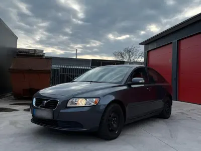 Gebraucht Volvo S40 100 PS (73 kW) 2008 Grau Limousine