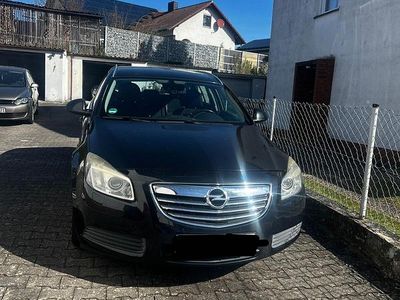Gebraucht Opel Insignia 131 PS (96 kW) 2010 Schwarz Kombi