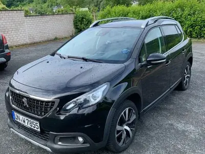 Gebraucht Peugeot 2008 Allure 120 PS (88 kW) 2017 Schwarz SUV