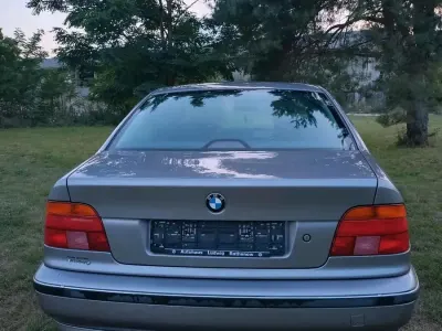 Gebraucht BMW 520 150 PS (110 kW) 1998 Silber Limousine
