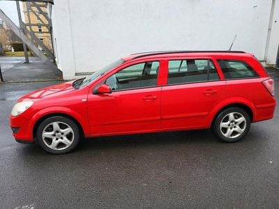 Usata Opel Astra 102 CV (75 kW) 2007 Rosso Station wagon