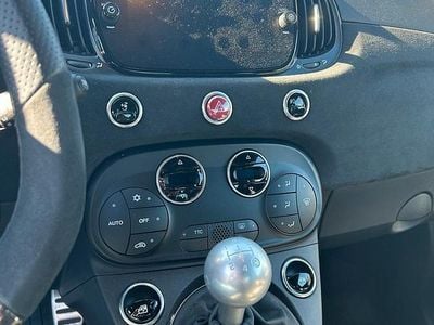 Usata Fiat 500 Abarth 180 CV (132 kW) 2024 Nero Utilitaria