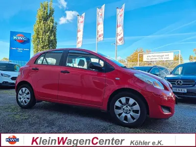 Brugt Toyota Yaris Cool 69 HK (50 kW) 2011 Rød Hatchback