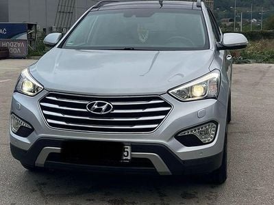 Hyundai Grand Santa Fe