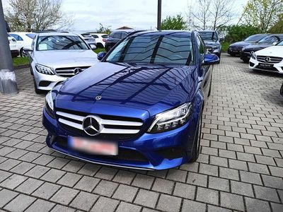 Gebraucht Mercedes C200 160 PS (117 kW) 2019 Blau Kombi