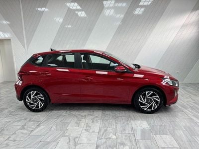 Gebraucht Hyundai i20 Trend 101 PS (74 kW) 2025 Rot Kleinwagen
