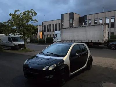 Gebraucht Smart ForFour 95 PS (69 kW) 2006 Schwarz Kleinwagen