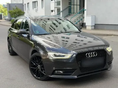 Gebraucht Audi A4 Sport 177 PS (130 kW) 2012 Grau Kombi