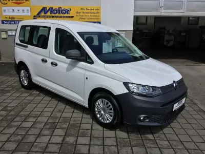 Gebraucht VW Caddy Basis 102 PS (75 kW) 2022 Van / Kleinbus