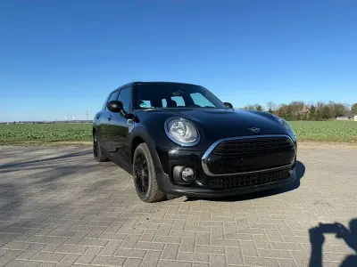 Occasion Mini ONE Essential 102 PK (75 kW) 2019 Zwart Hatchback