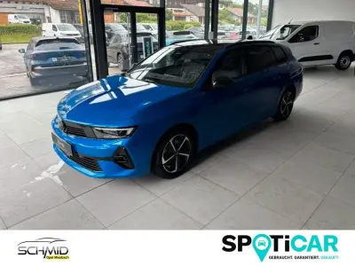 Gebraucht Opel Astra 131 PS (96 kW) 2024 Blau Kleinwagen
