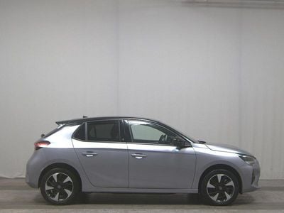 Grau Gebraucht 2023 Opel Corsa-e GS Line Kleinwagen | 15.980 € (Superpreis)