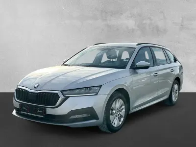 Gebraucht Skoda Octavia Ambition 150 PS (110 kW) 2022 Brillantsilber metallic Kombi