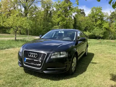 Używany Audi A3 Ambition 105 KM (77 kW) 2012 Czarny Hatchback