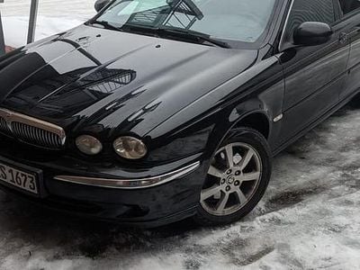Schwarz Gebraucht 2005 Jaguar X-type Limousine | 3.988 €