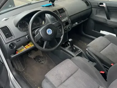Brugt VW Polo 75 HK (55 kW) 2002 Grå Hatchback