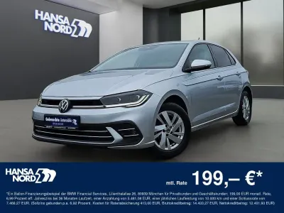 Gebraucht VW Polo Style 95 PS (69 kW) 2023 Silber / reflexsilber (metallic) Kleinwagen