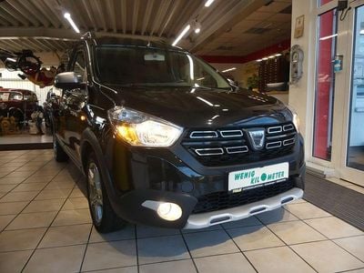 Gebraucht Dacia Dokker Stepway 131 PS (96 kW) 2021 Schwarz Van / Kleinbus
