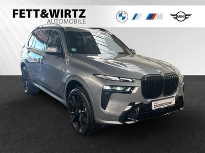 Skyscraper grau metallic Gebraucht 2024 BMW X7 M Sport SUV | 88.500 € (Superpreis)