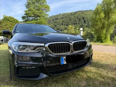 Gebraucht BMW 530 Shadowline 265 PS (194 kW) 2019 Schwarz Kombi
