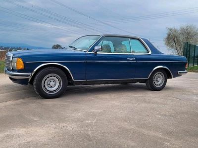 Gebraucht Mercedes 280 185 PS (136 kW) 1984 Blau Coupé