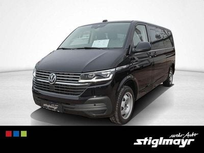 Second-hand VW Caravelle Comfortline 204 CP (150 kW) 2023 Negru Van
