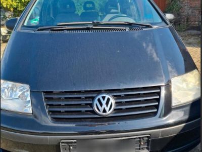 VW Sharan