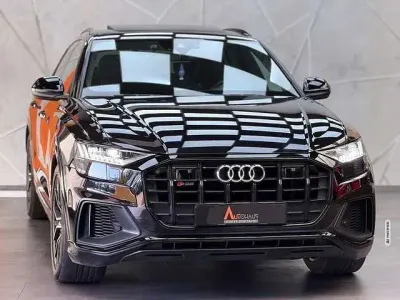 Gebraucht Audi SQ8 435 PS (319 kW) 2019 Schwarz metallic SUV