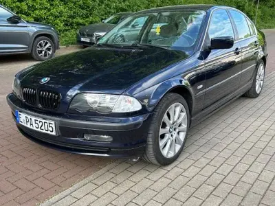 Occasion BMW 320 150 ch (110 kW) 2000 Bleue Berline