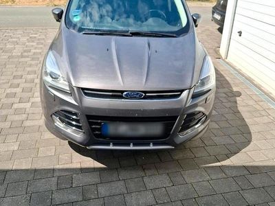 Gebraucht Ford Kuga Individual 182 PS (133 kW) 2014 Grau SUV