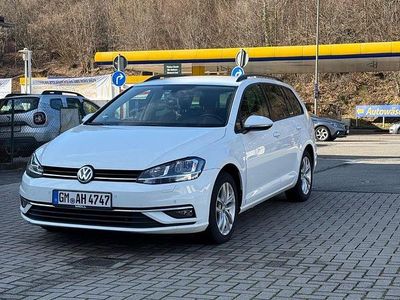 Gebraucht VW Golf VII 150 PS (110 kW) 2020 Weiß Kombi
