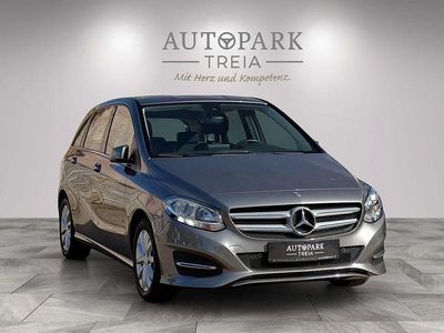 Usata Mercedes B180 122 CV (89 kW) 2017 Grigio Monovolume