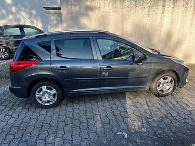 Gebraucht Peugeot 207 Urban Move 95 PS (69 kW) 2008 Grau Kombi