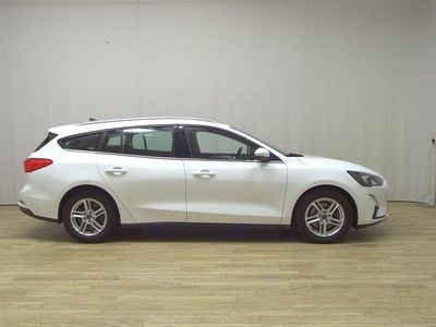 Weiss Gebraucht 2021 Ford Focus Cool & Connect Kombi | 12.680 € (Superpreis)