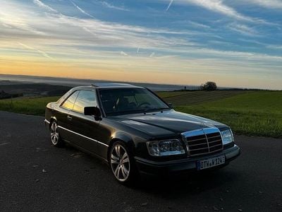 Gebraucht Mercedes E300 180 PS (132 kW) 1992 Coupé