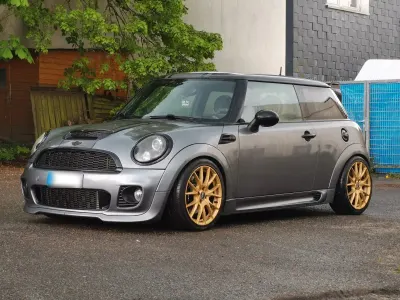 Gebraucht Mini John Cooper Works 260 PS (191 kW) 2008 Silber Kleinwagen
