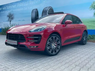 Occasion Porsche Macan Turbo Performance Package 441 PK (324 kW) 2017 Rood SUV