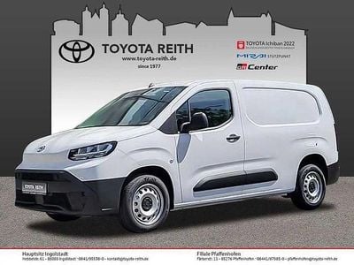 Weiß Gebraucht 2025 Toyota Proace City City Van / Kleinbus | 22.910 € (Fairer Preis)