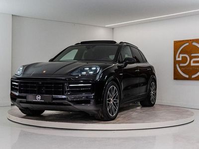 Usata Porsche Cayenne 470 CV (345 kW) 2024 Nero SUV