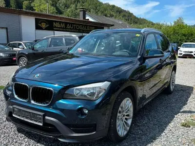 Gebraucht BMW X1 Sport Line 143 PS (105 kW) 2015 Midnight blue metallic SUV