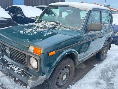 Blau Gebraucht 2011 Lada niva SUV | 3.200 € (Superpreis)