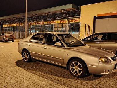 Occasion Kia Shuma 111 PK (81 kW) 2003 Zilver Hatchback