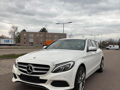 Gebraucht Mercedes C250 Avantgarde 211 PS (155 kW) 2017 Weiß Limousine