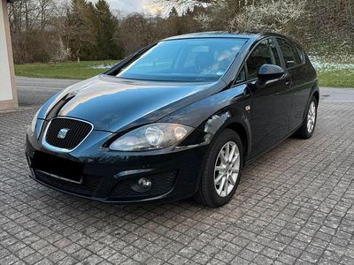 Usata Seat Leon 125 CV (91 kW) 2011 Nero Utilitaria
