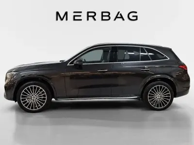 Gebraucht Mercedes GLC300 AMG Line Premium Plus 197 PS (144 kW) 2025 Grau SUV