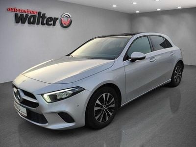 Silber Gebraucht 2022 Mercedes A200 Business Limousine | 25.240 € (Fairer Preis)